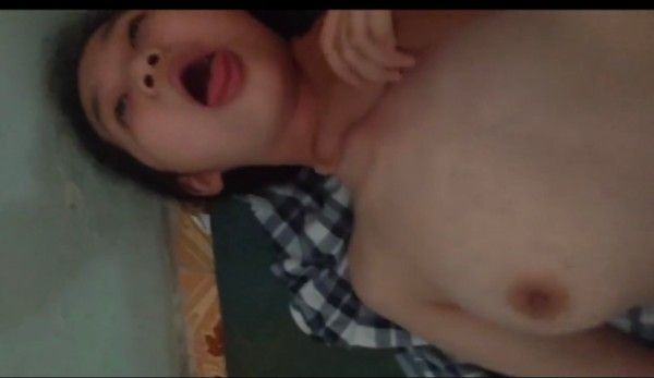 Background nonton video viral Bocil Ngenskuy Sambil Cekik Minta Ampun